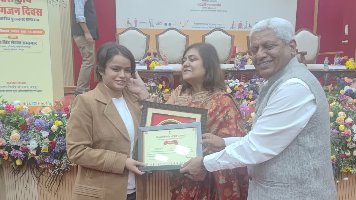 Bikaner Girl Overcomes Vision Loss To Emerge Ace Swimmer And Scholar Swimmer