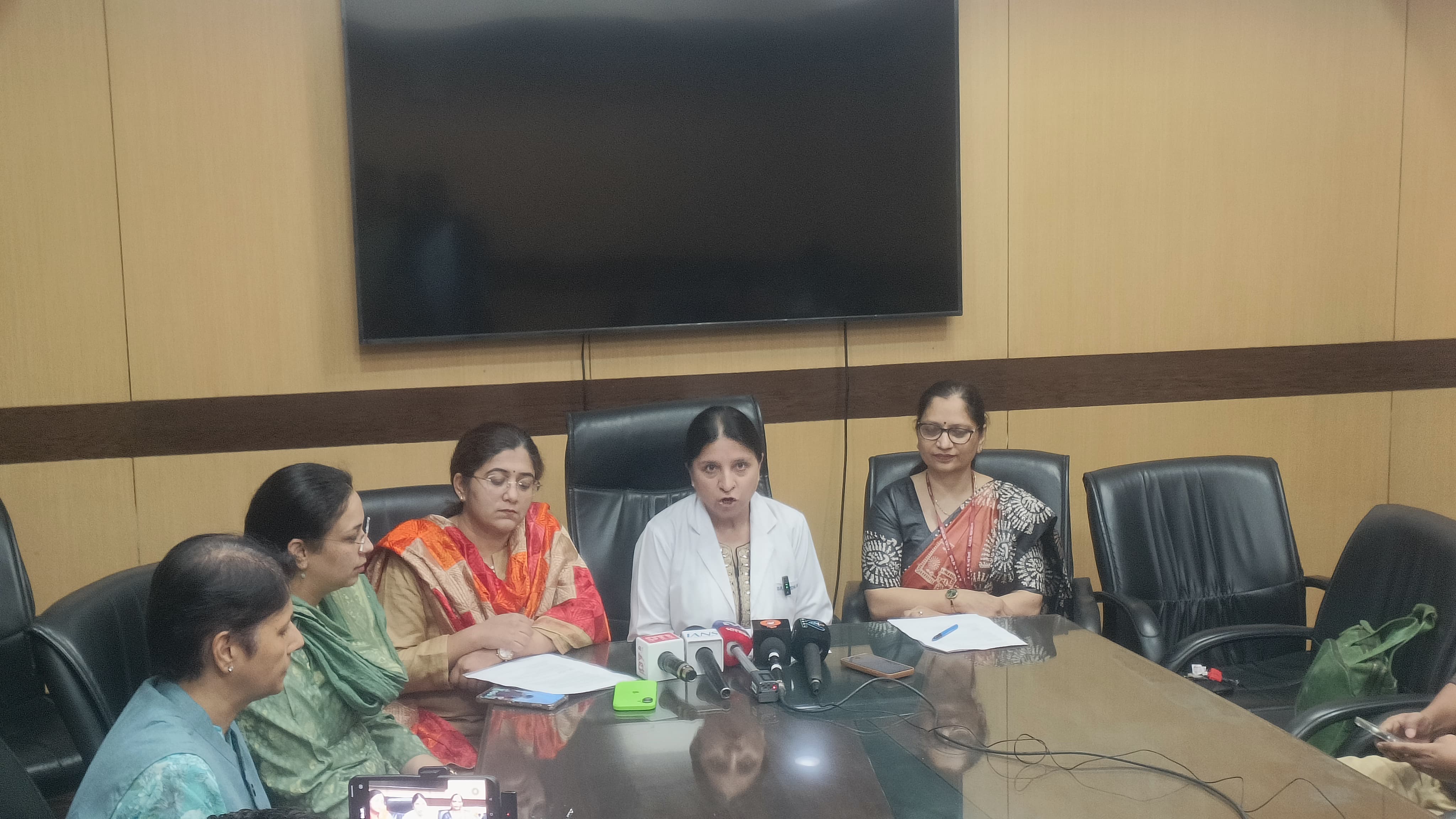 AIIMS warning: Do not ignore high BP during pregnancy, preeclampsia can be fatal.