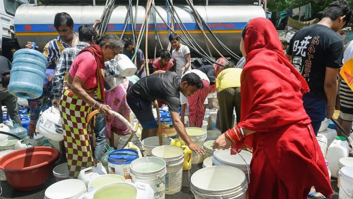 Delhi Water Crisis: L-G Assures AAP Delegation Of His Commitment To Resolving Issue Water crisis in Delhi
