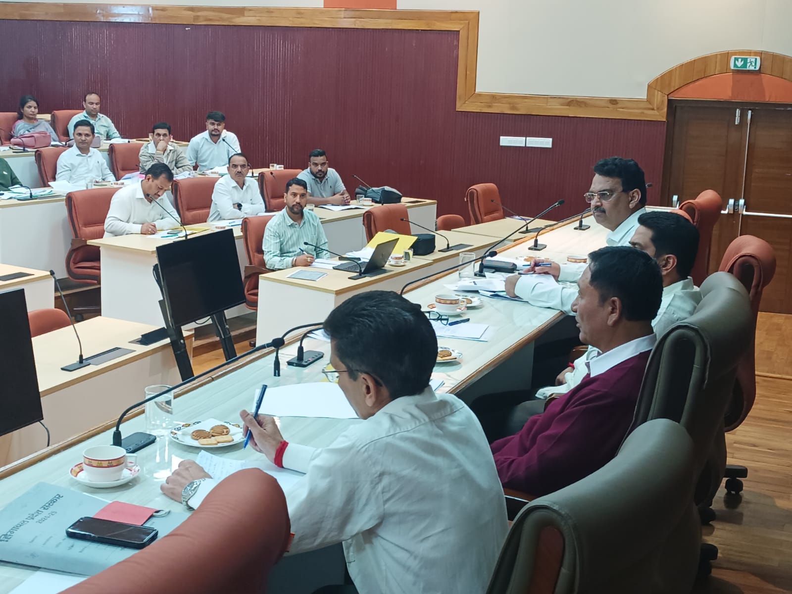 Himachal Govt Meeting on Delay in HP Shiva Project