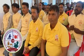 वाराणसी में 'नाविकों की पाठशाला'