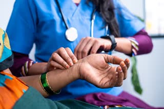 MP MEDICAL STUDENTS TO SIGN BOND
