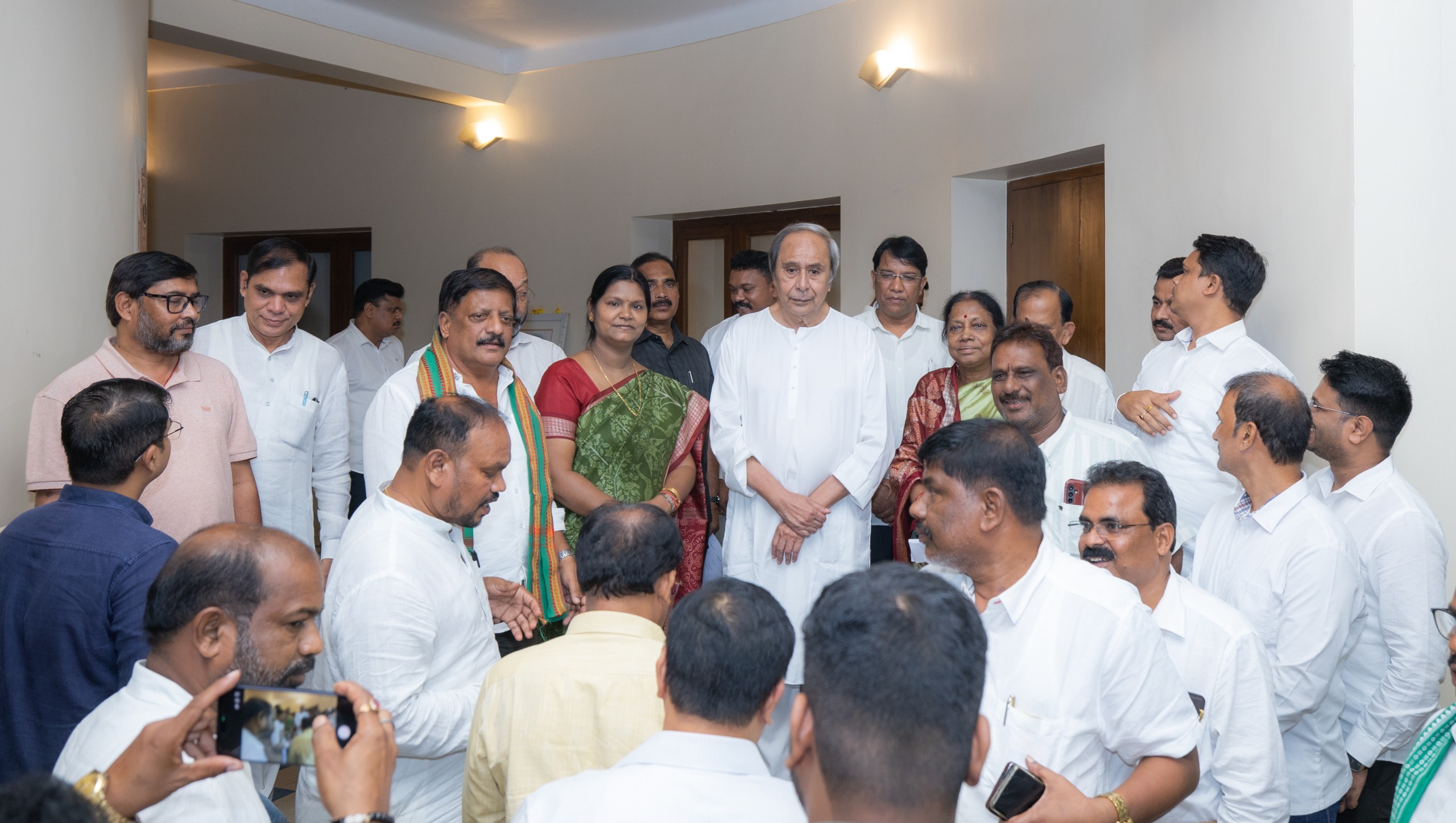 ଜିଲ୍ଲା ସଭାପତିଙ୍କୁ ଭେଟିଲେ ନବୀନ