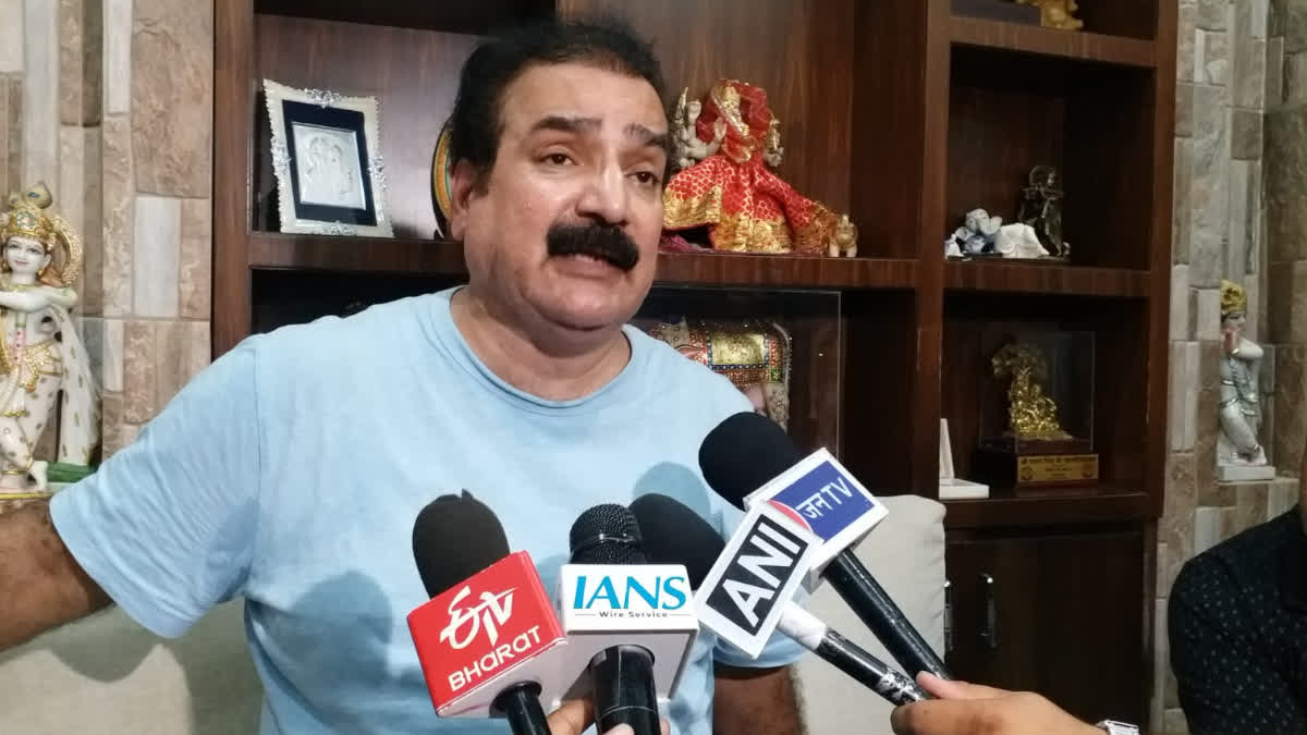 Khachariyawas speaking to the media