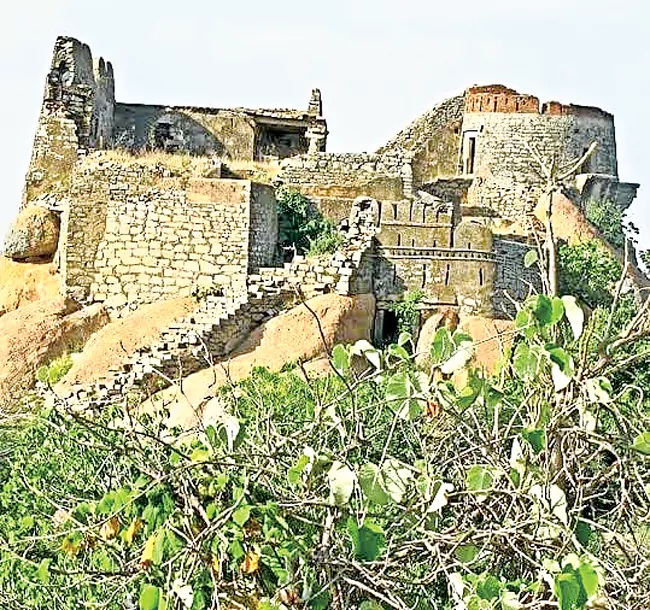 Negligence on Joint Anantapur Forts