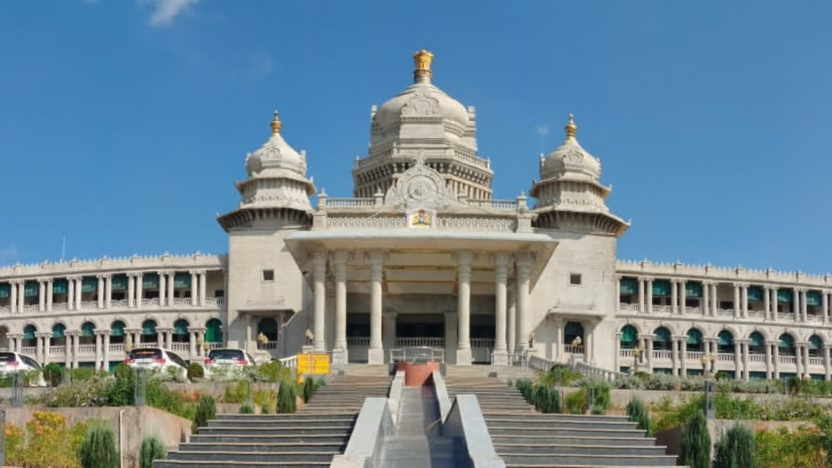 ‘They Aren’t School Children’: RTI Activist Mulls Legal Action Over Free Food For Karnataka MLAs ‘They Aren’t School Children’: RTI Activist Threatens Legal Action Over Free Food For Karnataka MLAs