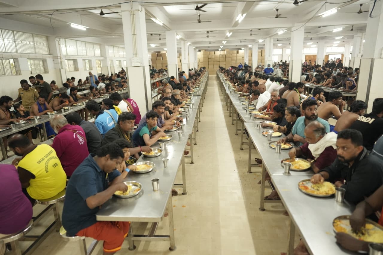 SABARIMALA FREE MEAL SERVICE