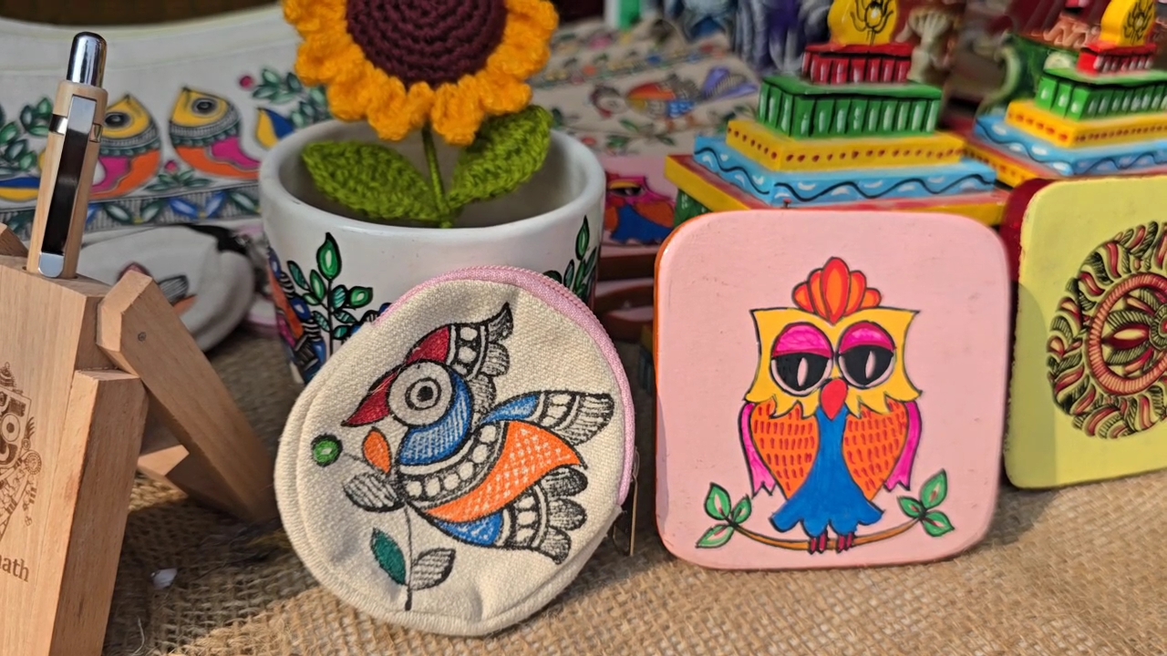 Bihar artist Siddhita Mishra reached the International Geeta Mahotsav with Madhubani Mithila art