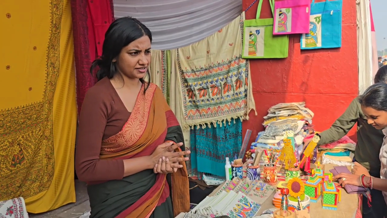 Bihar artist Siddhita Mishra reached the International Geeta Mahotsav with Madhubani Mithila art