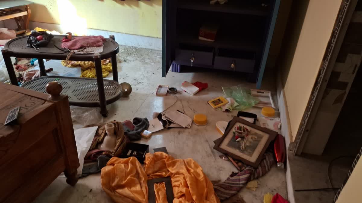 CIVIL SURGEON HOUSE BURGLED