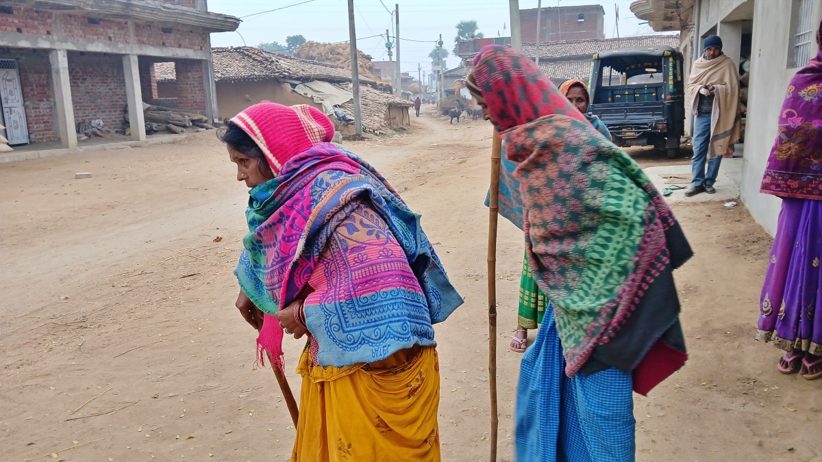 Pokhariya Village People Suffering From Hunchback Disease