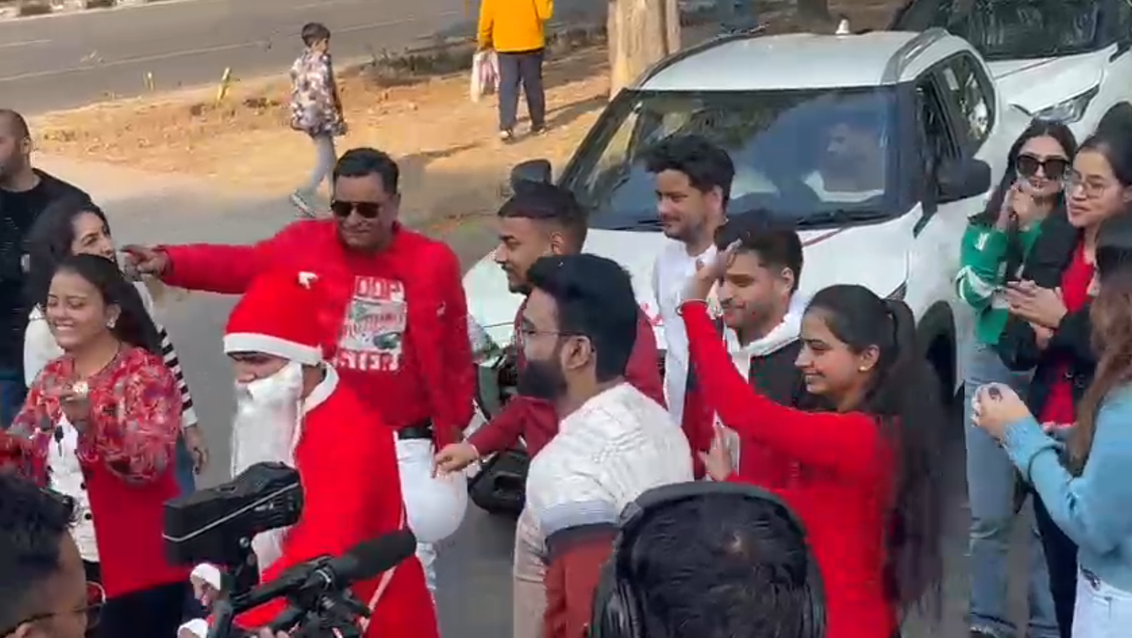 Chandigarh industrialist MK Bhatia gave free cars to his employees on Christmas