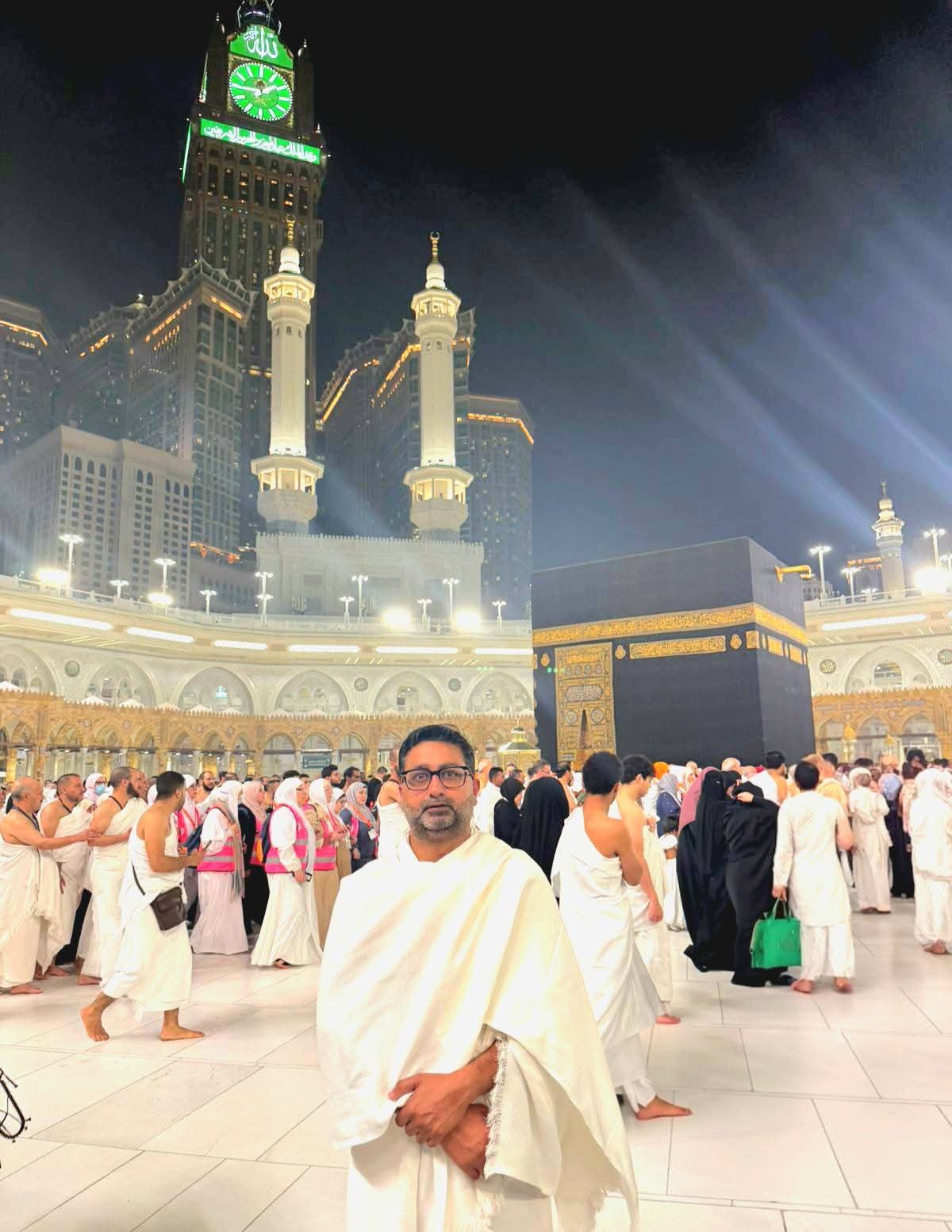 Uttar Pradesh Minister Danish Azad Ansari outside holy Kaaba in Mecca, Saudi Arabia