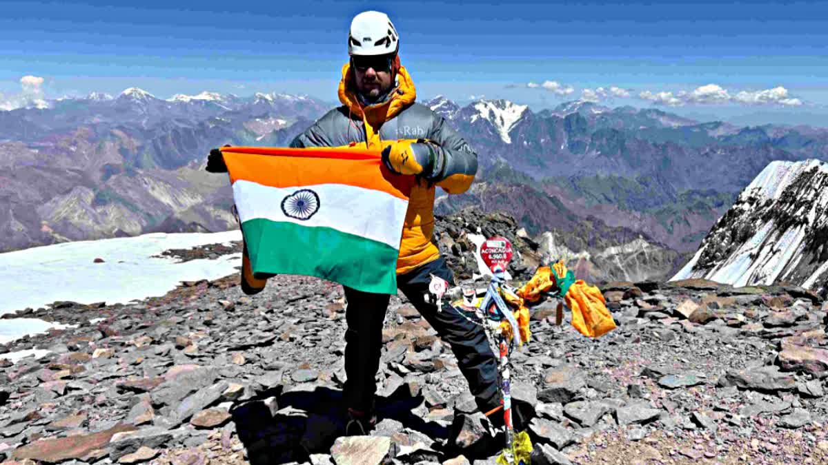 himachal mandi bhupender singh conquers mount aconcagua south america highest peak