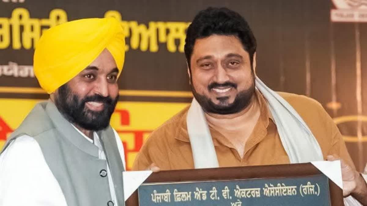 ਮੁੱਖ ਮੰਤਰੀ ਭਗਵੰਤ ਮਾਨ ਨੇ ਇਸ ਨਿਰਦੇਸ਼ਕ ਨੂੰ ਕੀਤਾ ਸਨਮਾਨਿਤ