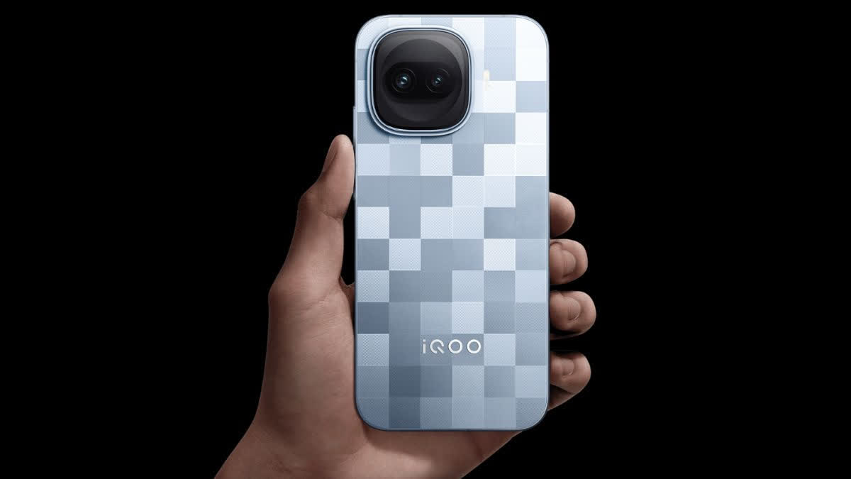 iQOO 15R સ્નેપડ્રેગન 8 Gen 5 અને 7600mAhની બેટરી સાથે ભારતમાં લોન્ચ