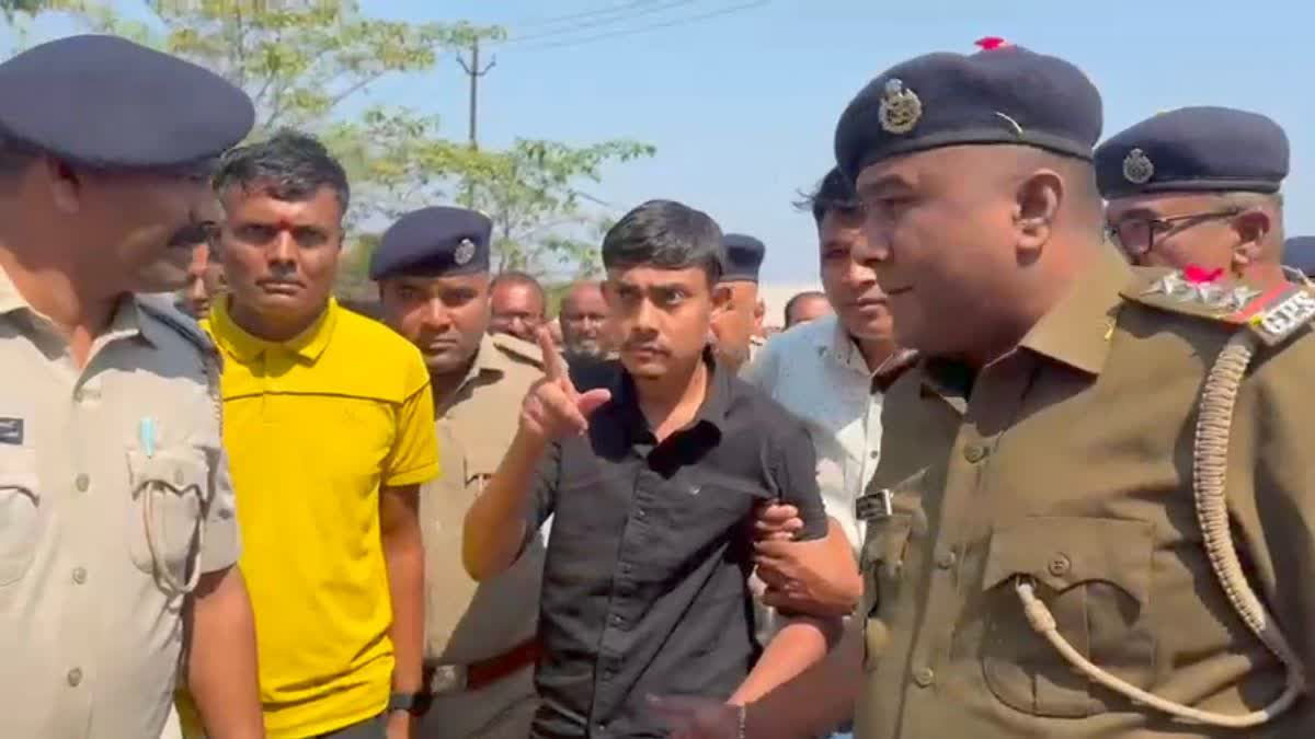 તાપી: તરુણીની હિંમતથી લંપટ શિક્ષકનો ભાંડાફોડ, પોલીસની ત્વરિત કાર્યવાહી