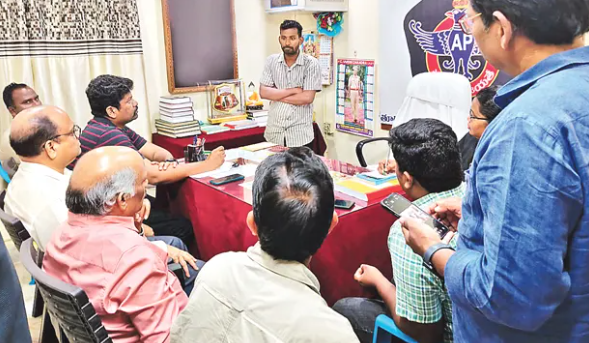 COOLANT LEAK TRIGGERS  COOLANT LEAK IN RAJAMAHENDRAVARATH  LATEST NEWS IN MALAYALAM  ETHYLENE GLYCOL FOUND MILK SUPPLY