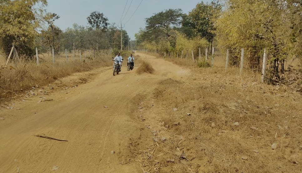 ambulance not reach village