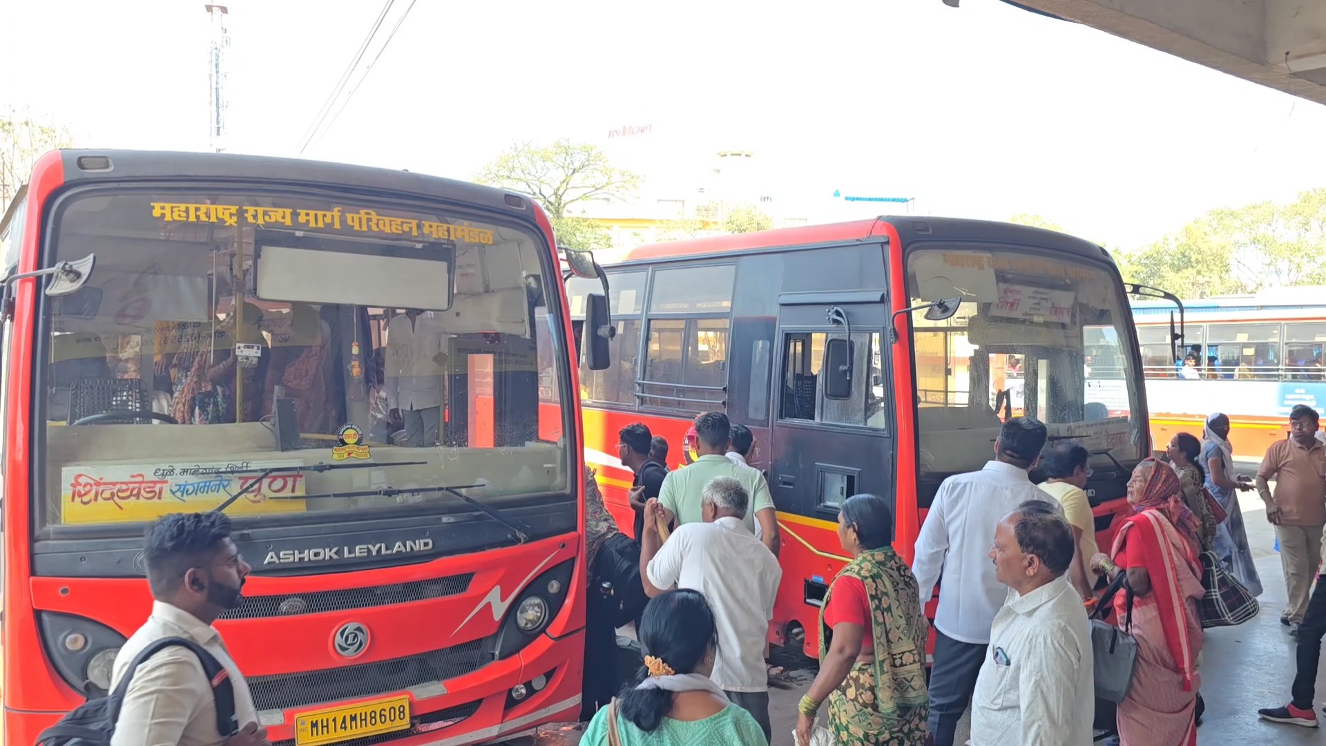 st bus gps track time