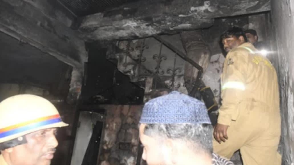 meerut Fire incident at textile businessman house