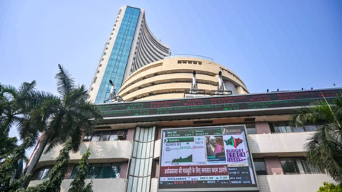 Stock Markets Dive In Early Trade On Surging Oil Prices, Foreign Fund Outflows