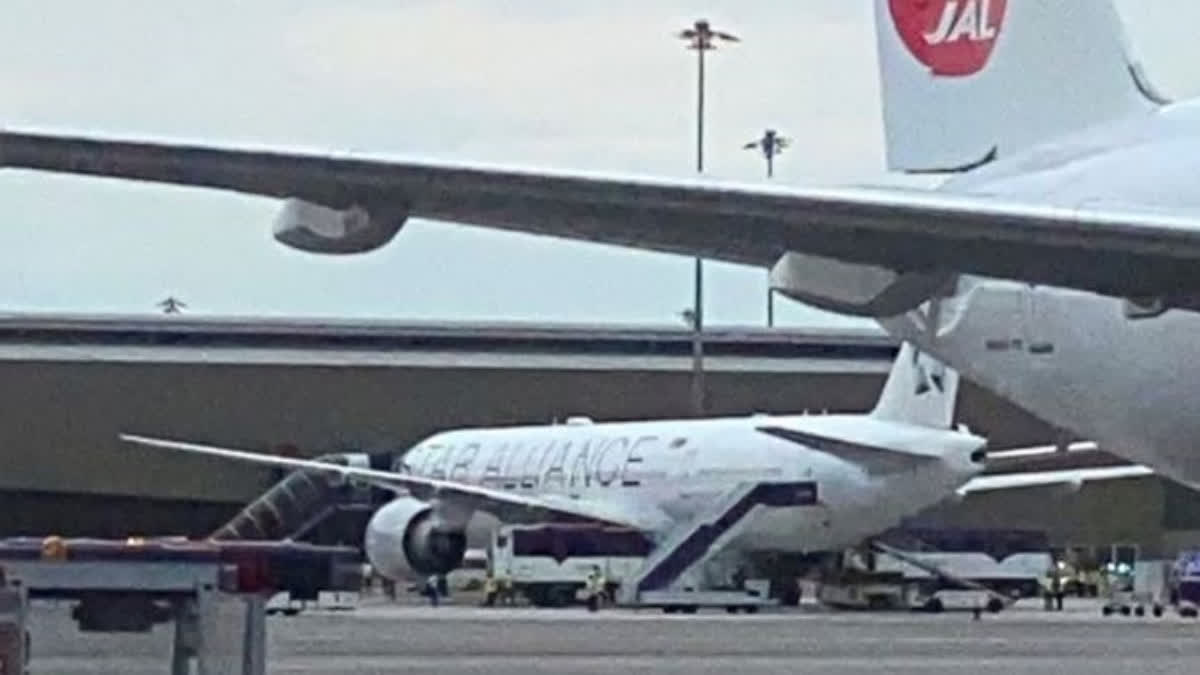 22 Passengers Suffered Spinal Cord Injuries, 6 Had Head Trauma from Turbulence-Hit SIA Flight AP