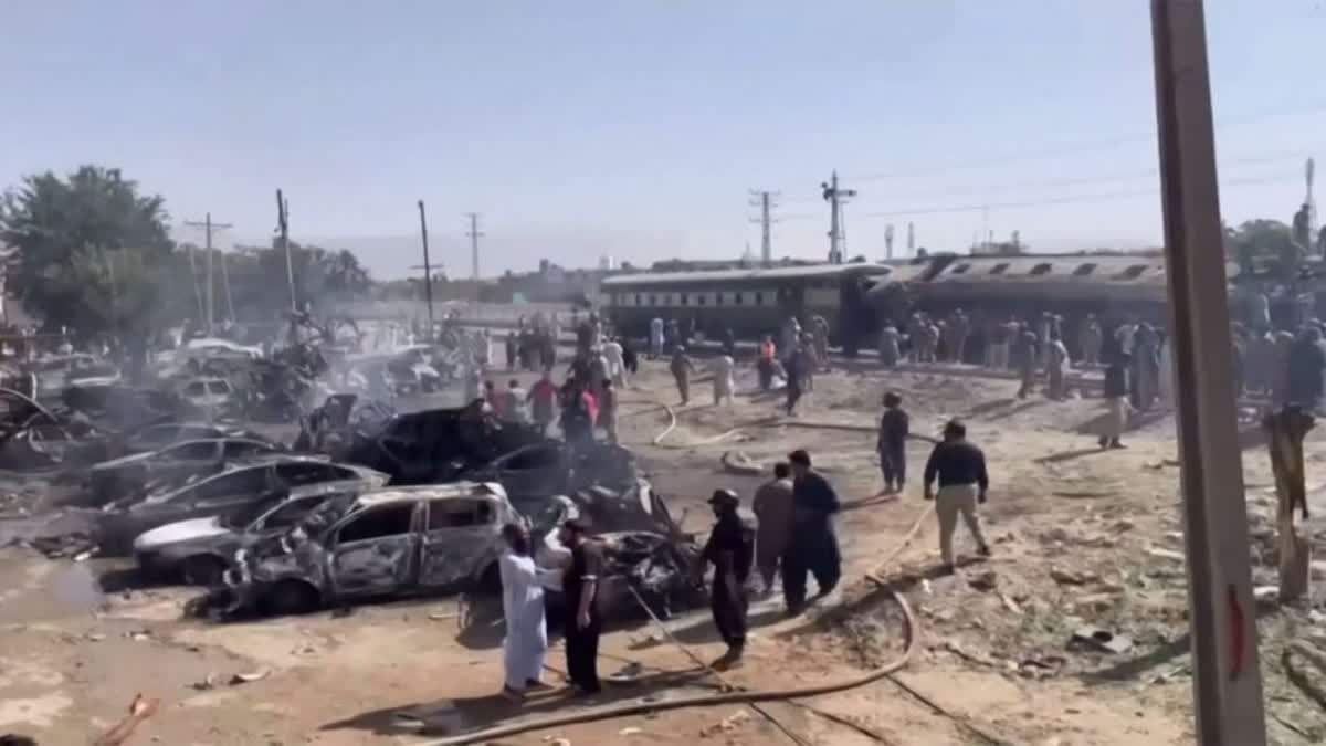 پاکستان کے کوئٹہ میں ریلوے ٹریک پر خوفناک دھماکہ