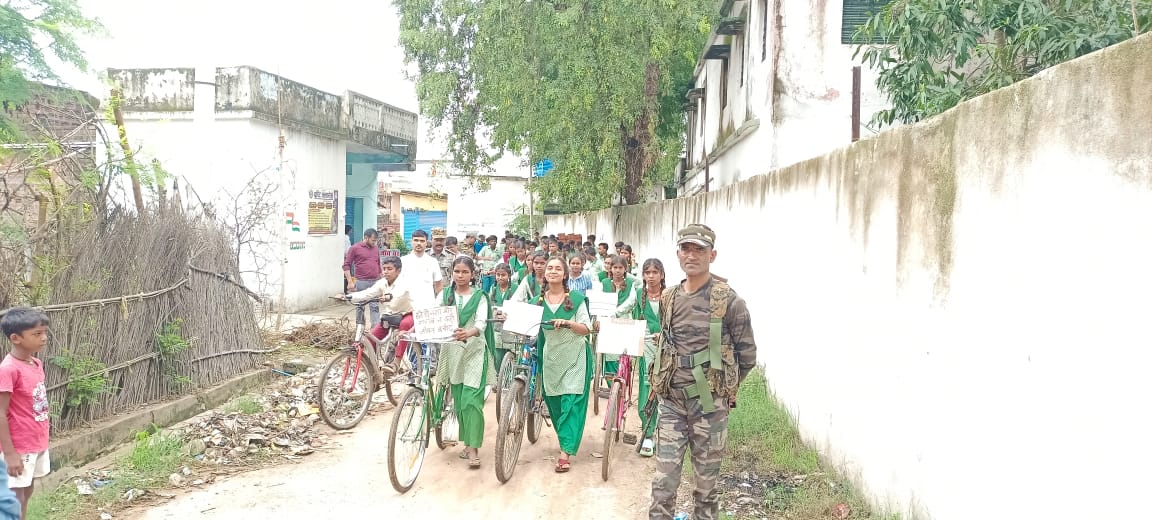 Police launch awareness campaign against drug addiction in Palamu