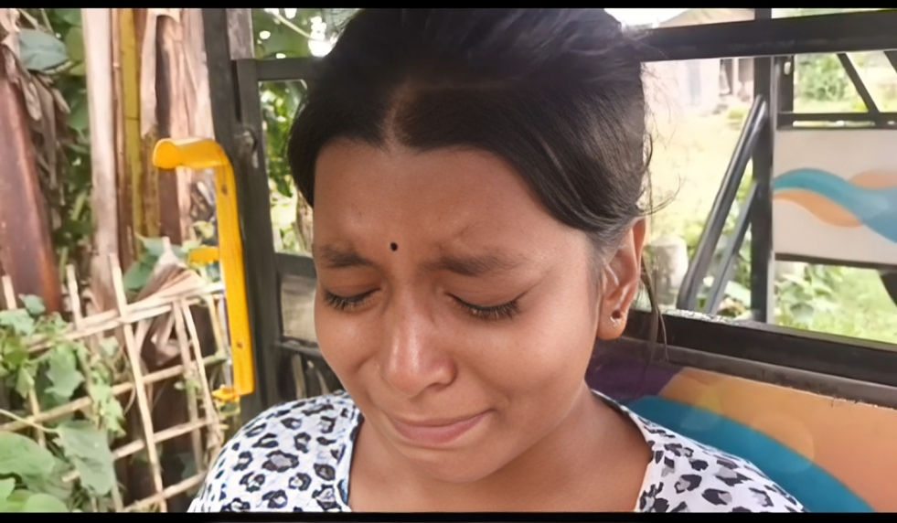 Nagaon girl life struggle