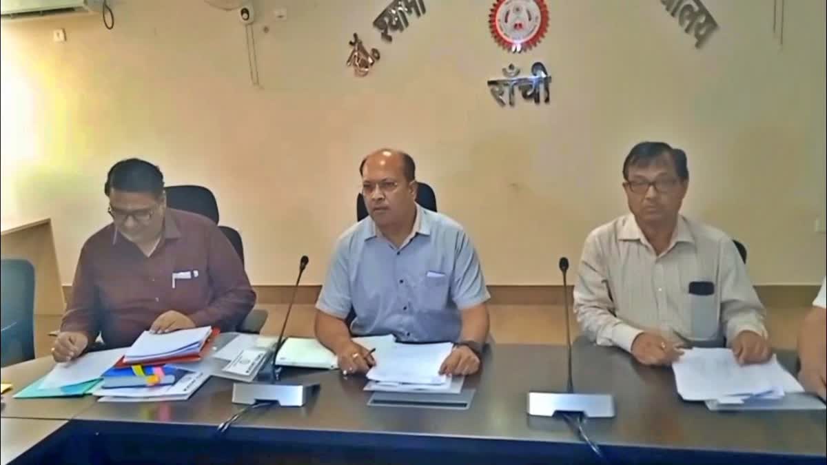 EDUCATIONAL SYSTEM AT DSPMU