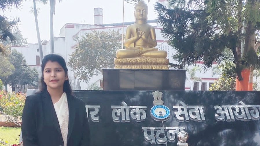 SAMRIN FATIMA ARARIA