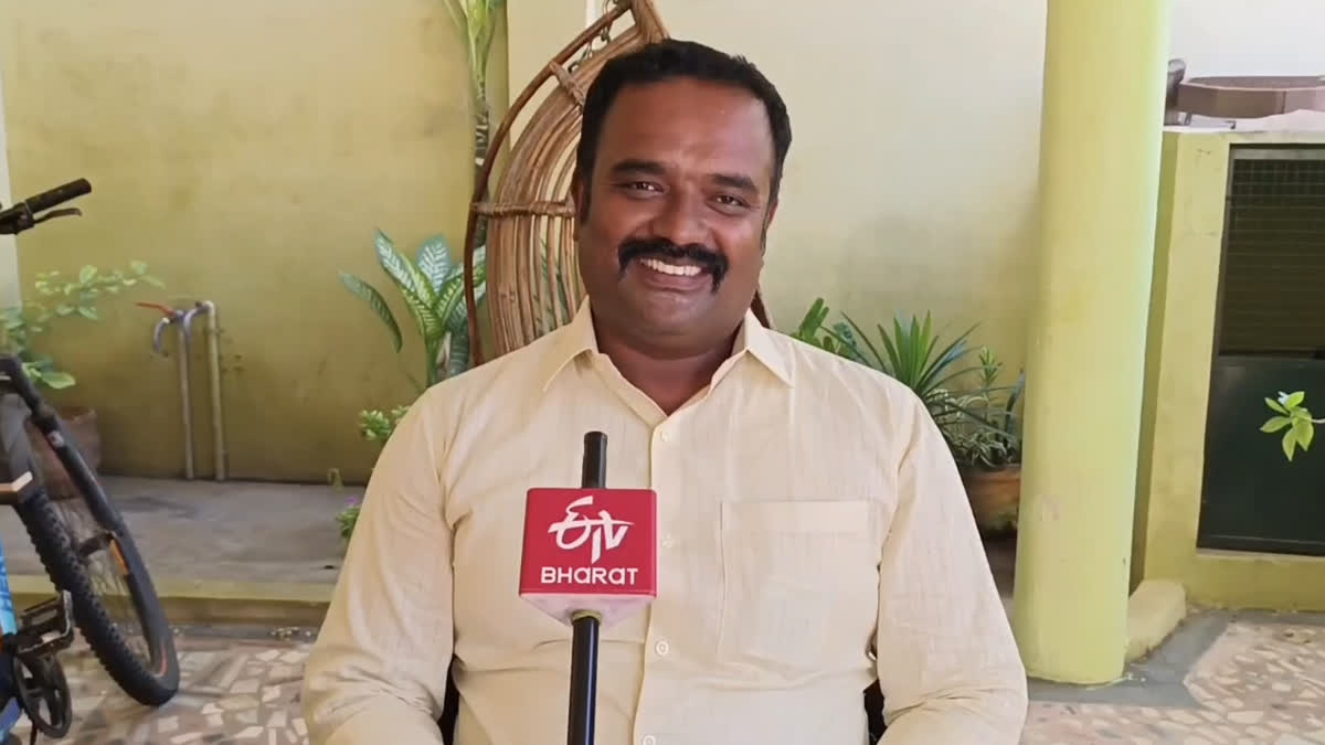 ஆசிரியர் தங்கராஜ்