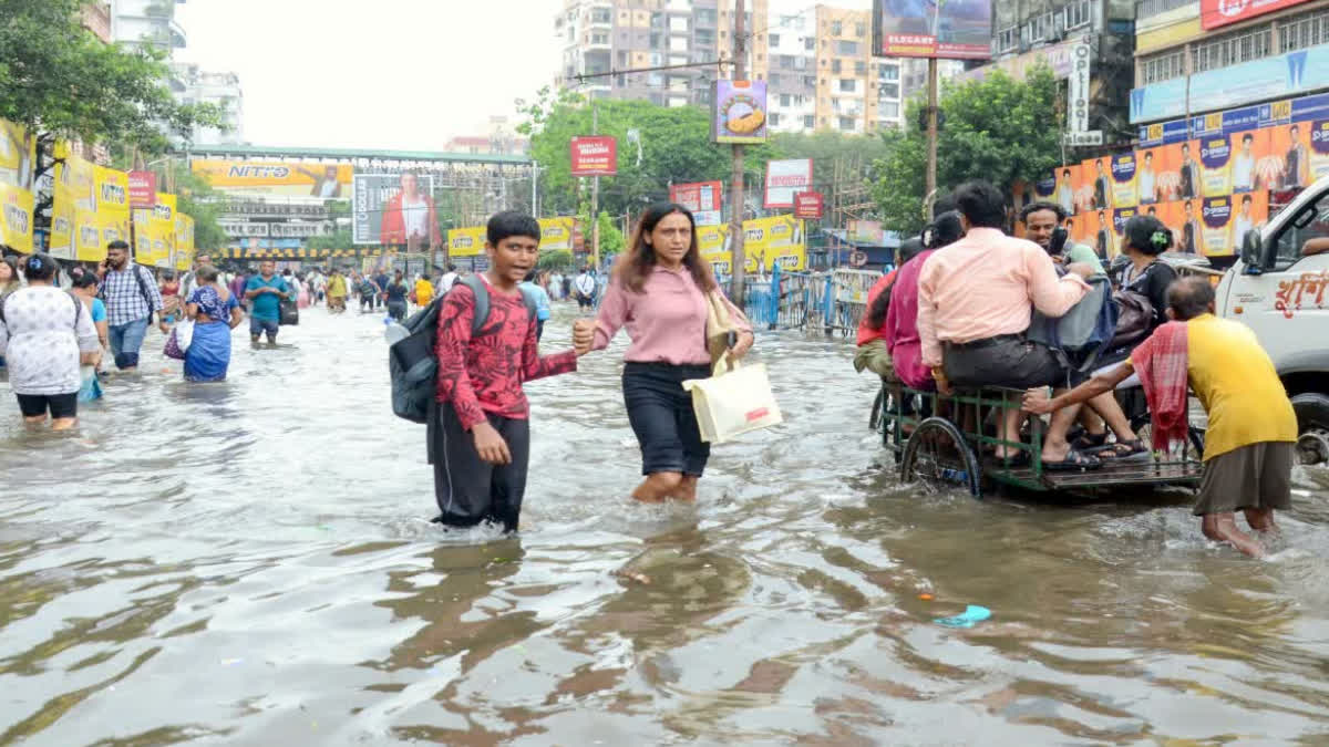KOLKATA HEAVY RAIN