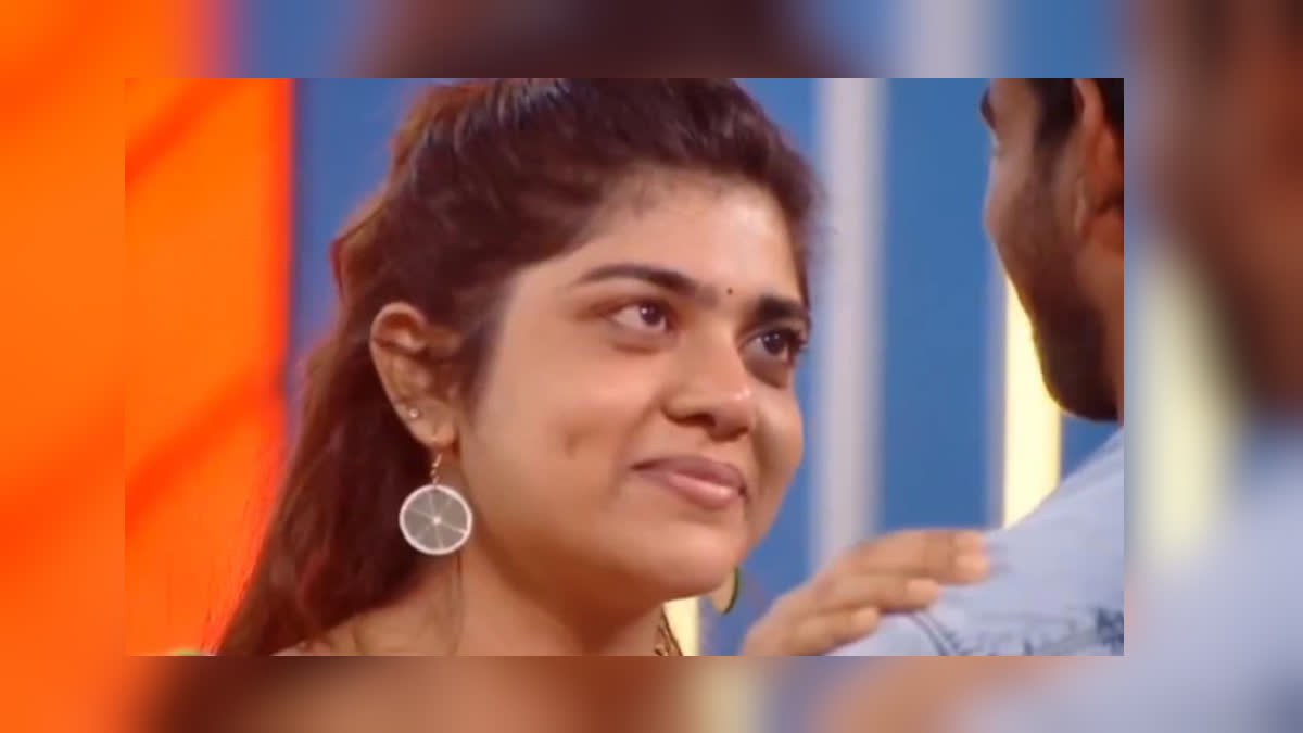 Demon Pavan and Reethu chowdary Love Story