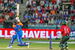 ABHISHEK SHARMA HITTING SIX