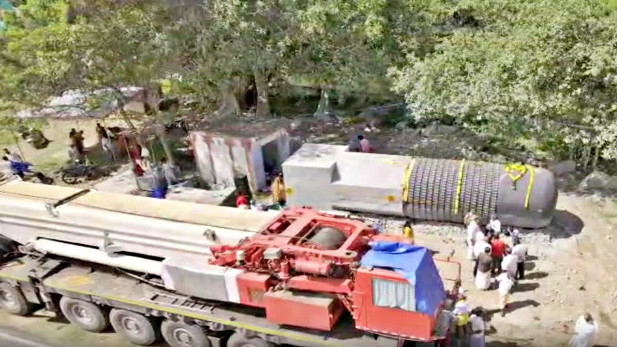 WORLD TALLEST SHIVLING