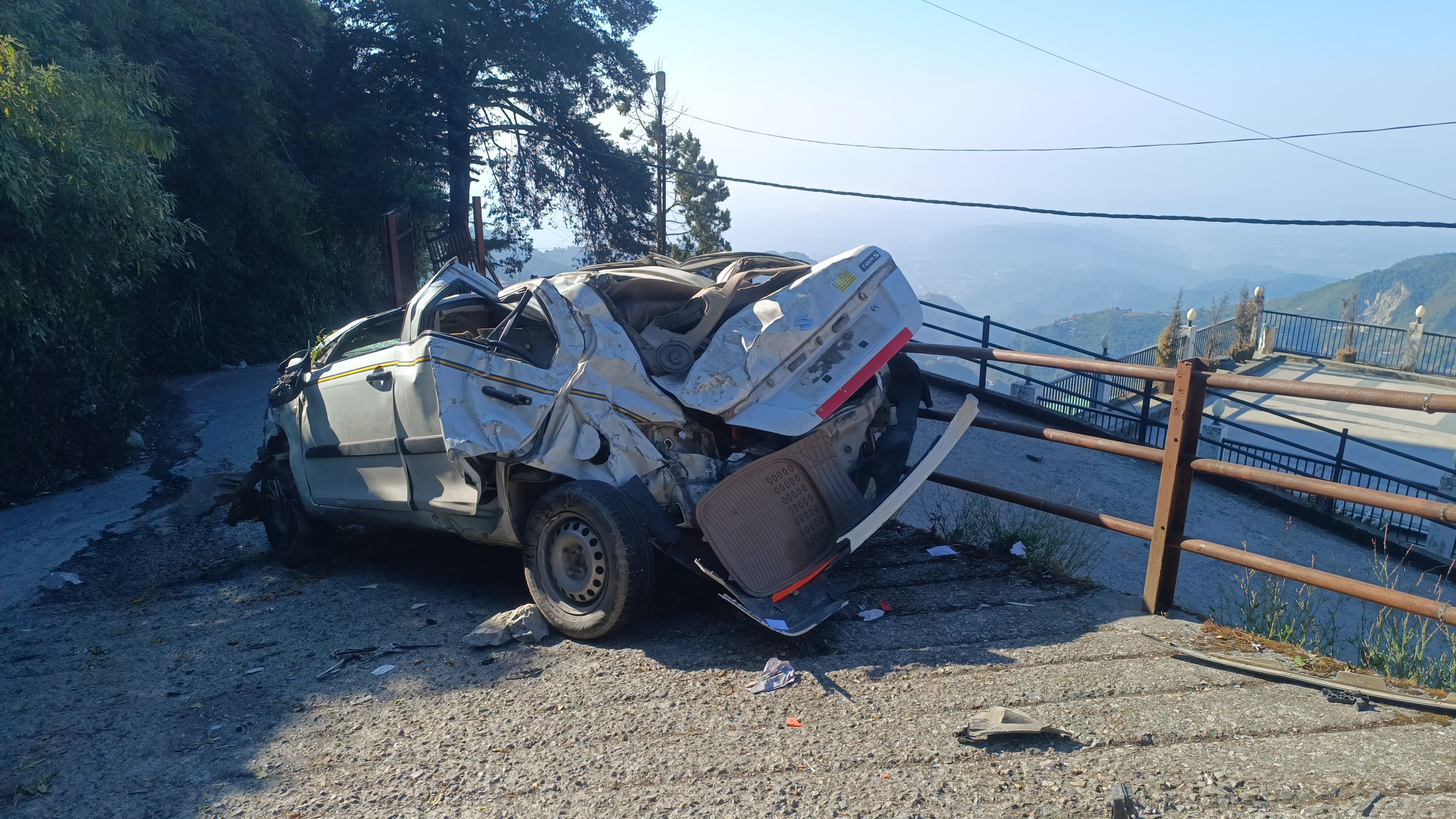 Car accident in Mussoorie