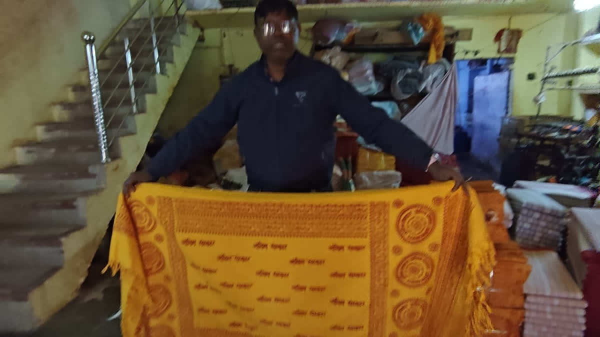 The Last Shroud Makers Of Gaya: A Centuries-Old Tradition Under Threat