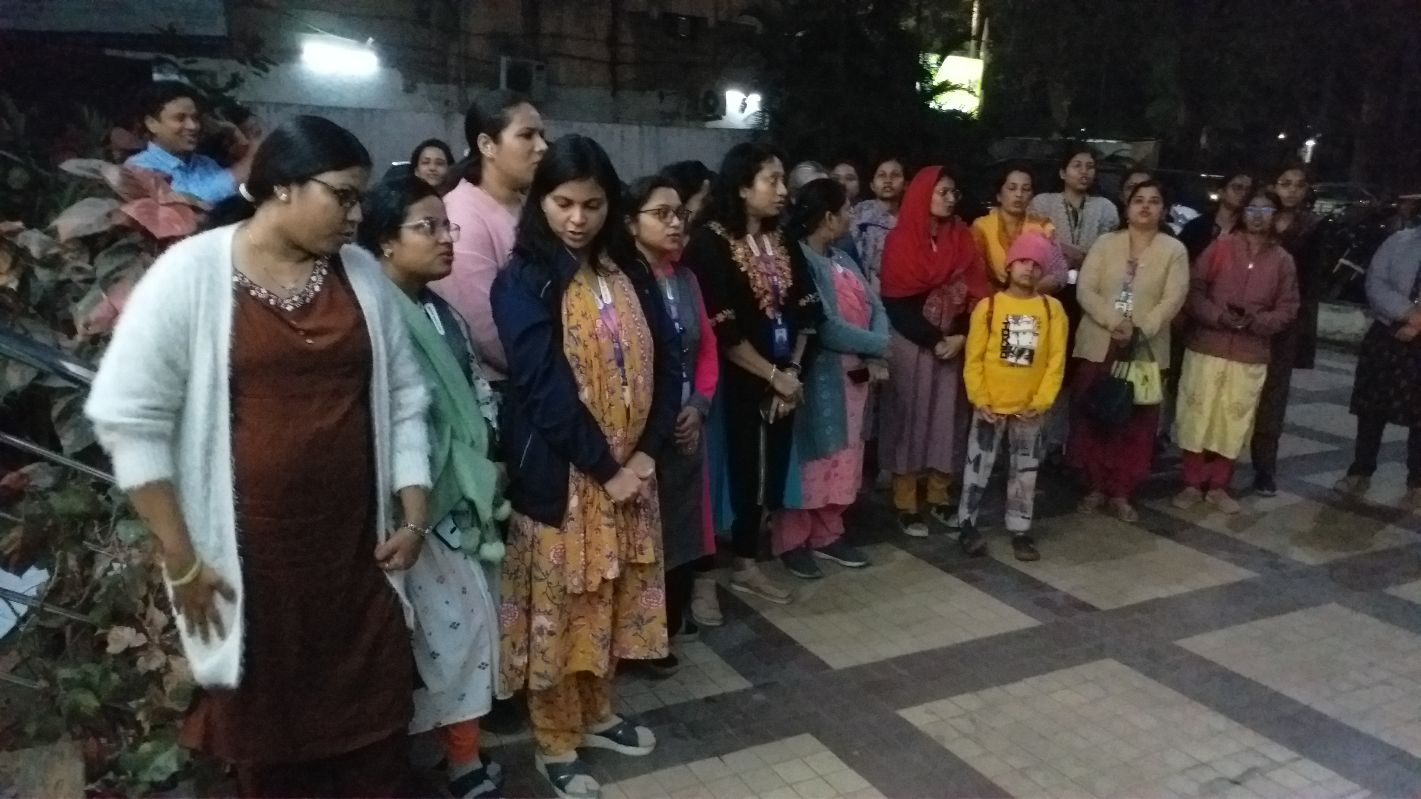 5 Days Banking Demand