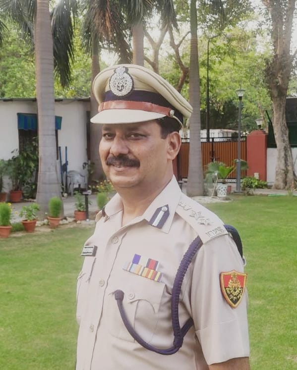 Faridabad Joint Commissioner of Police Rajesh Duggal was awarded the President Police Medal