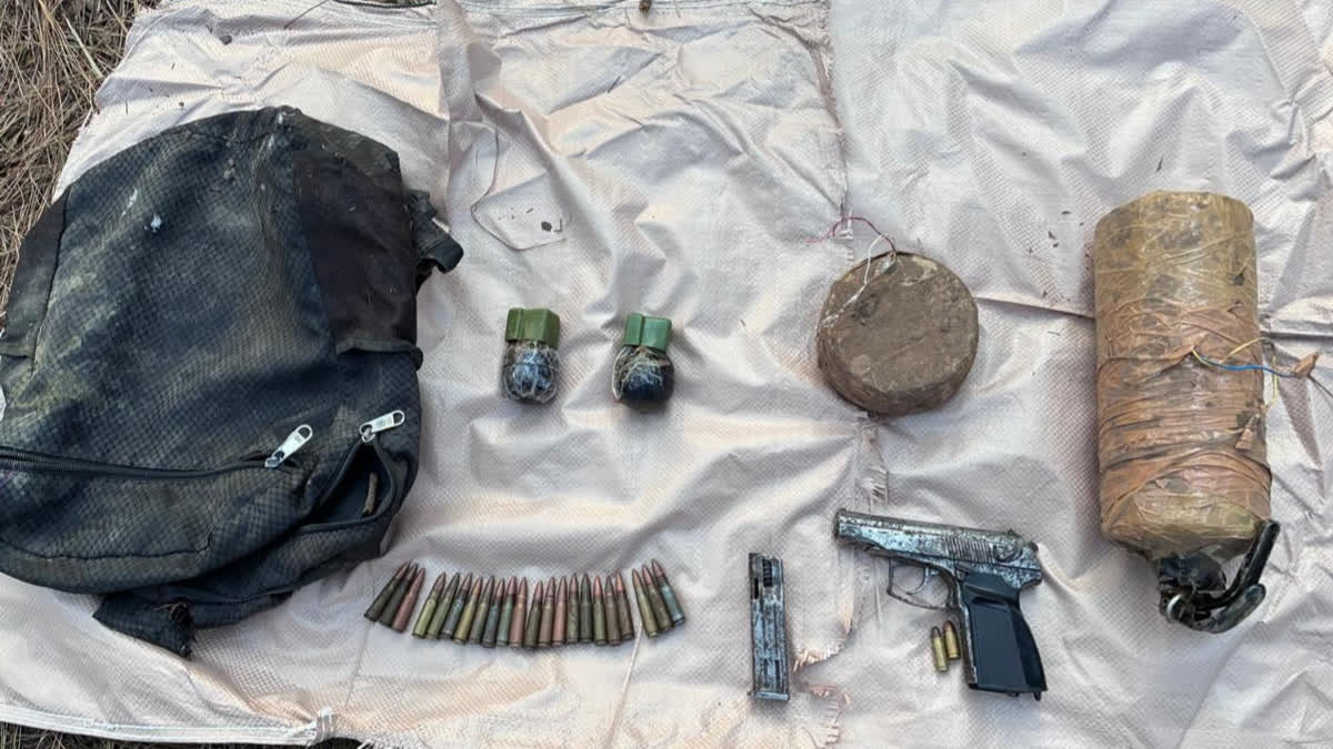 پونچھ میں مشترکہ آپریشن کے دوران اسلحہ و دھماکہ خیز مواد برآمد