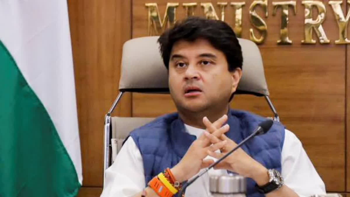 Scindia on BSNL directors visit