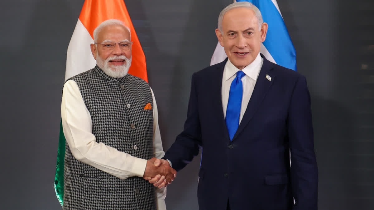ପ୍ରଧାନମନ୍ତ୍ରୀ ମୋଦି ଏବଂ ନେତାନ୍ୟାହୁ ଦ୍ୱିପାକ୍ଷିକ ସମ୍ପର୍କ ବୃଦ୍ଧି ପାଇଁ ବିଭିନ୍ନ ପ୍ରସଙ୍ଗରେ ଆଲୋଚନା Prime Minister Narendra Modi with his Israeli counterpart Benjamin Netanyahu during a meeting, in Tel Aviv, Israel on Feb. 25, 2026