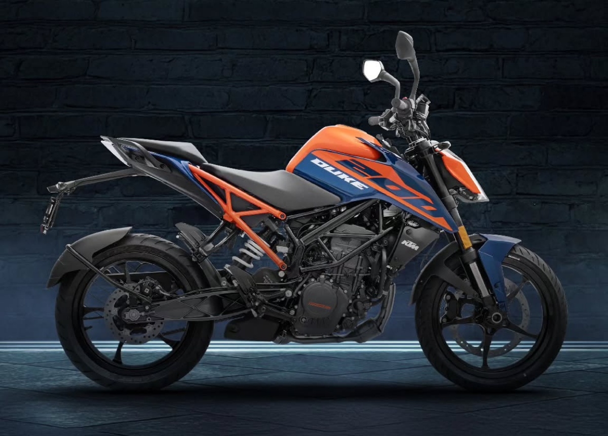 2026-ktm-200-duke-and-250-duke-launched-with-new-color-options-price-design-engine-and-more