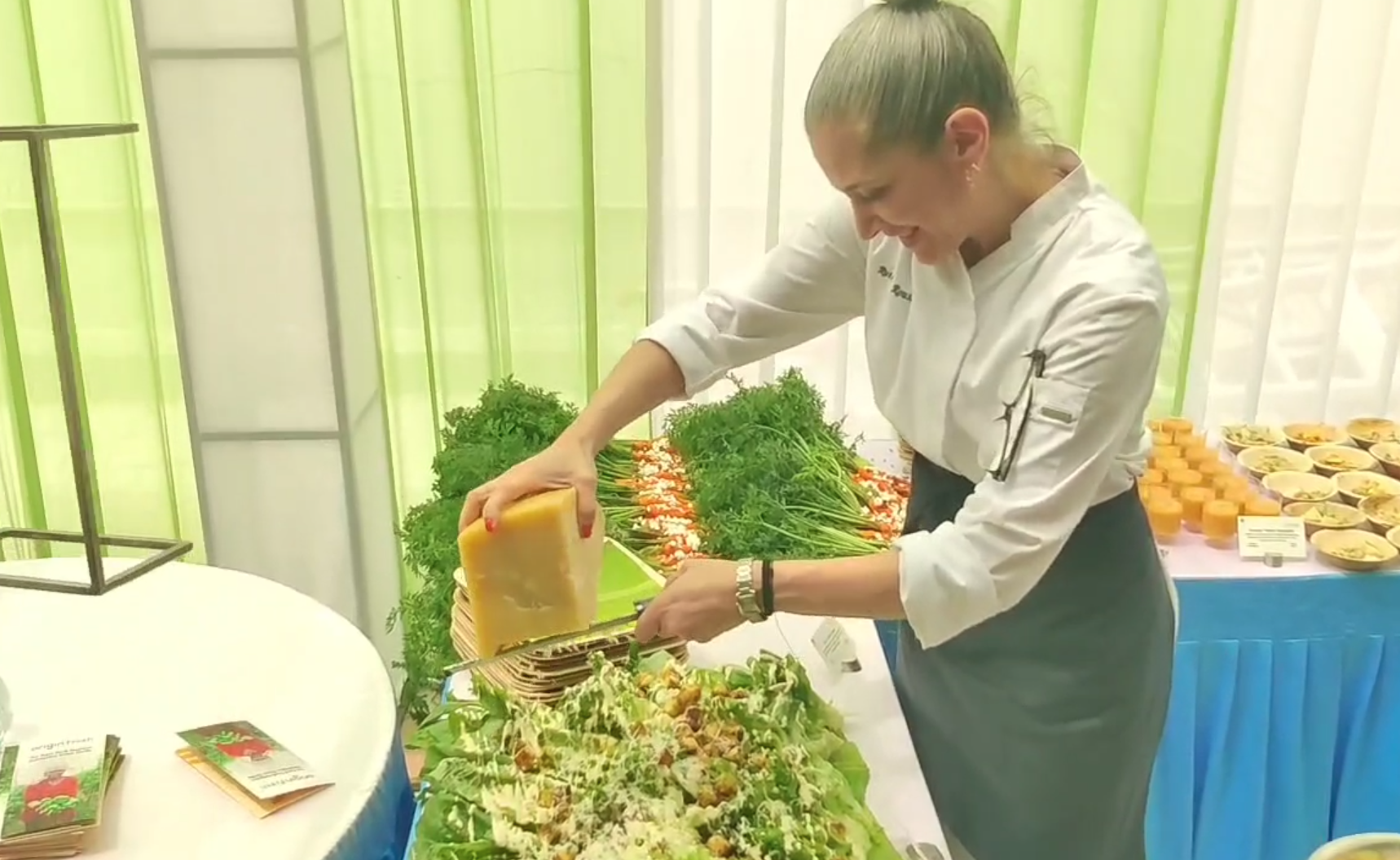 உணவு தயாரித்த சமையல் கலை நிபுணர் ரூத்தி ரூசோ