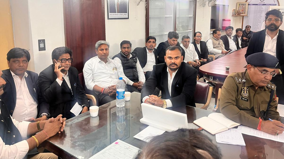 Advocates present during the discussion