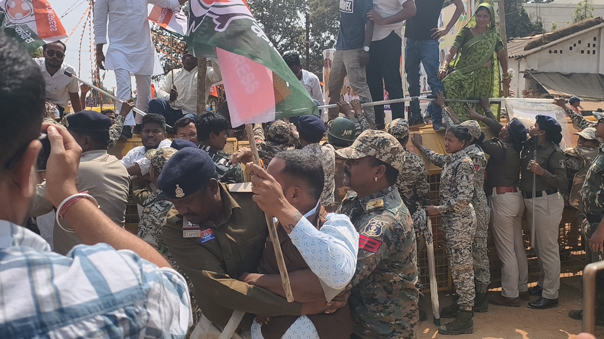 Police stopping Congress protesters