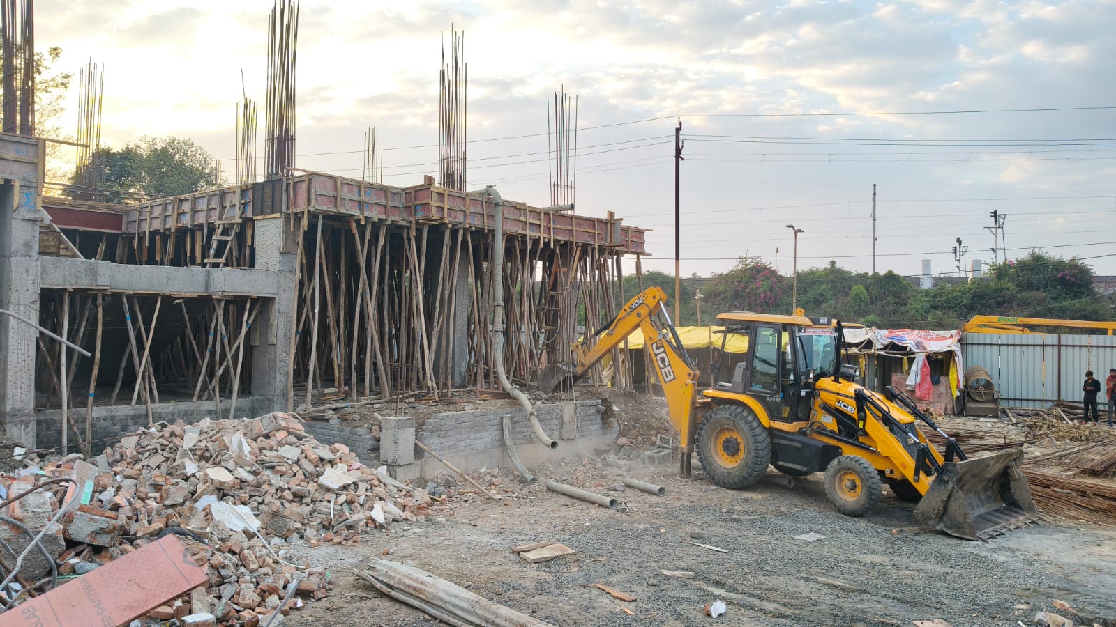 UJJAIN BULLDOZERS RUN ACTION