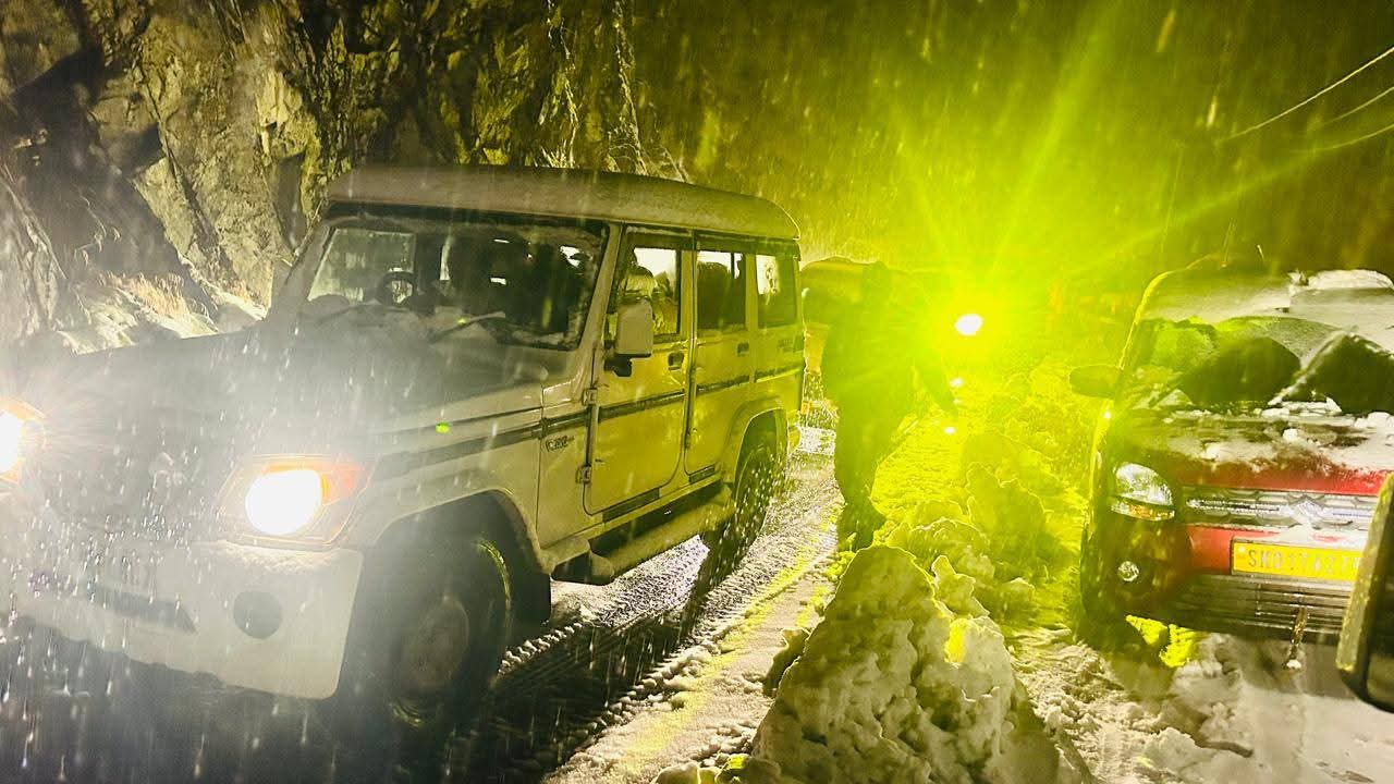 heavy snowfall in Sikkim